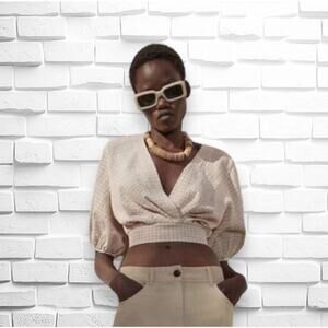 ZARA Textured Plaid Puff Sleeve Crop Top V-Neck Blouse Beige Pink Size Medium